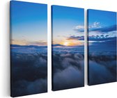 Artaza Canvas Schilderij Drieluik Zonsondergang In De Wolken  - 120x80 - Foto Op Canvas - Canvas Print