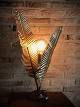 Lamp Table Leaf H58 cm Ant. Gold 59 cm hoog - tafellamp - nature - vloerlamp - lamp industrieel - industriestijl - metaal lamp - verlichting voor binnen - interieur - goudkleurig m