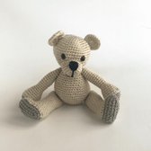 Sis & Sis, handmade by Cora. Gehaakte knuffel "Benny de beer", handgemaakt, 100% katoen