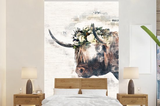 Behang - Fotobehang Groene Edelpapegaai Zit Op Een Takje - Breedte 200 Cm X Hoogte 300 Cm