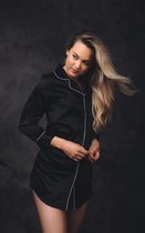 Luxe moederdag cadeautje - Nachthemd satijn dames Pyjama - classic - zwart - Maat M - nachtkleding - luxe cadeau vrouw