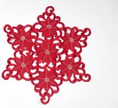 Tafelkleed - Kerst - Rood opengewerkt met bloemen - Ster 35 cm