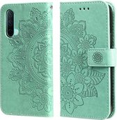 Voor OnePlus Nord CE 5G 7-bloemblaadje Bloemen Embossingpatroon Horizontale Flip PU-lederen hoes met houder & kaartsleuven & portemonnee & fotolijst (groen)