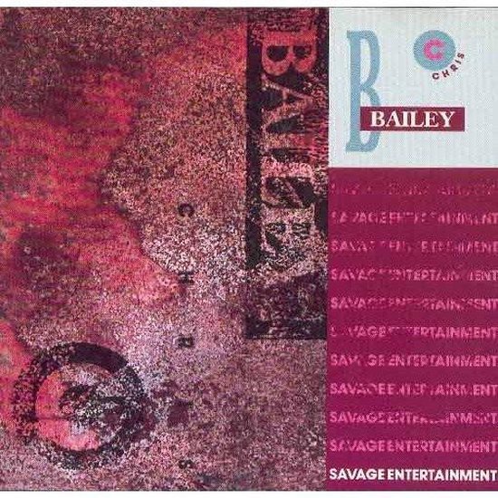 Albumhoes met de tekst Chris Bailey Savage Entertainment. Rode en paarse abstracte achtergrond met tekst.