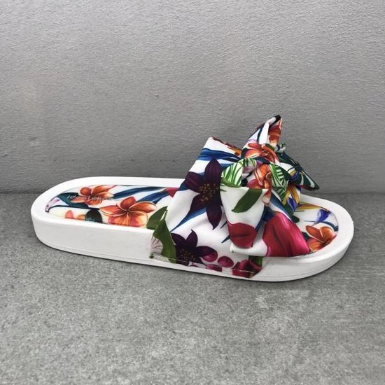 Ideal shoes-slippers-white-fullcolor-flower | bol.com