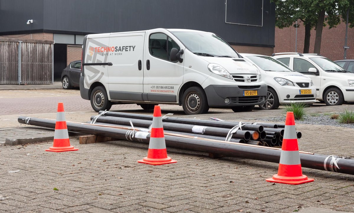 Pionnen set van 6 - Verkeerskegel - 30 cm hoog | We Move Sports