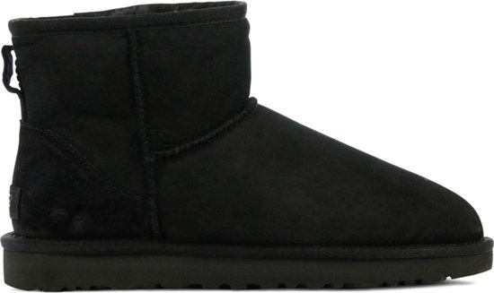 UGG Enkellaarsjes Dames / Laarzen / Damesschoenen - Suède - 1016222 - Zwart  - Maat 39 | bol.com