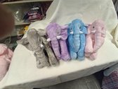 Set van 4 Knuffel olifanten,  40 cm  - Kleur is  lichtgrijs - blauw -paars -roze - origineel cadeau -  knuffeldier.