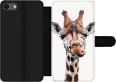 Bookcase Geschikt voor iPhone SE 2020 telefoonhoesje - Jongens - Giraffe - Dieren - Kop - Portret - Kind - Meisjes - Met vakjes - Wallet case met magneetsluiting