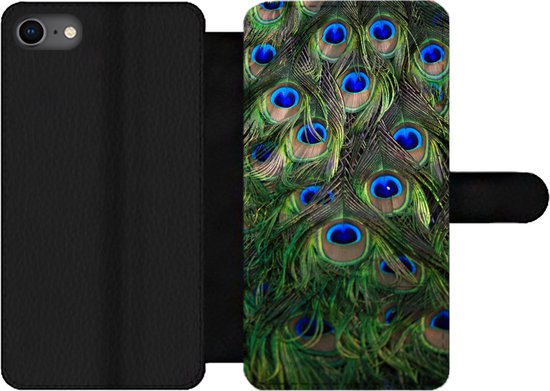 Bookcase Convient pour coque de téléphone iPhone SE 2020 - Gros plan sur des plumes de paon - Avec compartiments - Étui portefeuille avec fermeture magnétique