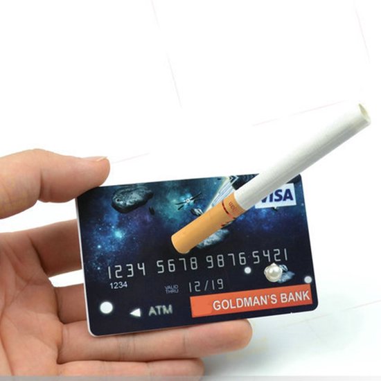 Afbeelding van het spel Goocheltruc Zwevende Sigaret met Creditcard