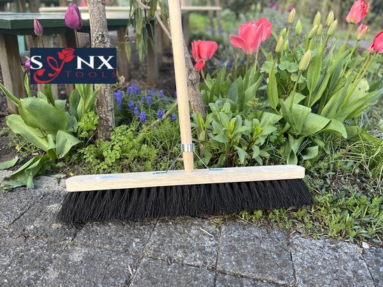 Synx Tools bezem Stadsbezem Straatbezem 60 CM - Colombo Bezem - Natuurvezel haren - Straatbezem haren - Bezems Buiten - Schrobborstels - Buitenbezem - schoonmaakartikelen - Incl. Steel 150cm van Synx Tools — afbeelding 2