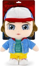 Dustin Henderson - Stranger Things Pluche Knuffel 32 cm {Netflix Plush Toy | Stranger-Things Speelgoed knuffeldier knuffelpop voor kinderen jongens meisjes | Knuffel en Speel met M