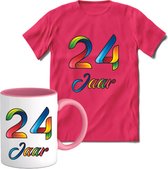 24 Jaar Vrolijke Verjaadag T-shirt met mok giftset Roze | Verjaardag cadeau pakket set | Grappig feest shirt Heren – Dames – Unisex kleding | Koffie en thee mok | Maat 3XL