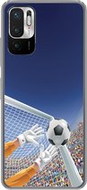 Geschikt voor Xiaomi Redmi Note 10 5G hoesje - Een illustratie van een keeper die de voetbal tegenhoudt - Jongetje - Meisjes - Kind - Siliconen Telefoonhoesje