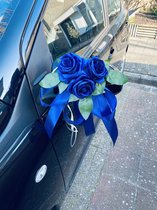 AUTODECO.NL - MIA ROYAL BLUE/ ROYAAL BLAUW Trouwauto Versiering Donker Blauwe Rozen met Linten - Bloemen op de Auto Bruiloft - Buitenspiegels Decoratie - Trouwerij/ Huwelijk/Bruilo