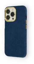 Casemania Hoesje Geschikt voor Apple iPhone 12 & 12 Pro Blauw - Alcantara Back Cover