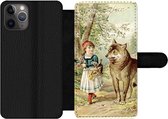 Bookcase Geschikt voor iPhone 11 Pro Max telefoonhoesje - Wolf - Roodkapje - Bos - Met vakjes - Wallet case met magneetsluiting