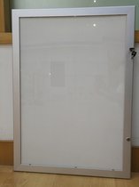 buitenvitrine met sleutel