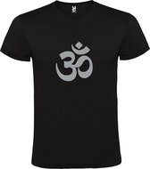 Zwart  T shirt met  print van  "het mooie spirituele Ohm teken" " print Zilver size L