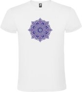 Wit T-shirt met Grote Mandala in Donker Blauw en Roze kleuren size L