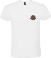 Wit T-shirt met Kleine Mandala in Donker Rood, Bruin en Blauwe kleuren size L