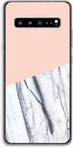 Case Company® - Samsung Galaxy S10 5G hoesje - A touch of peach - Soft Cover Telefoonhoesje - Bescherming aan alle Kanten en Schermrand