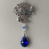 Suncatcher levensboom met katten en vlinders. 30 cm x 4.5 cm.