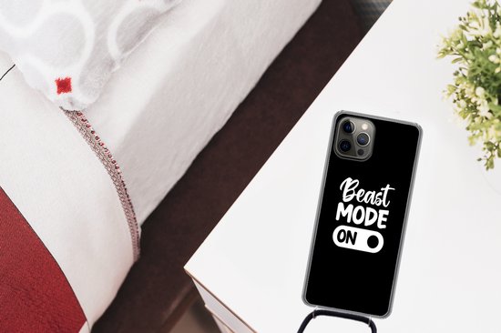 Coque avec cordon iPhone 13 Pro Max - Citation - Zwart - Sport - Siliconen - Bandoulière - Coque arrière avec cordon - Coque pour téléphone avec cordon - Coque avec corde