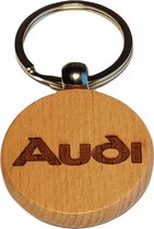 Echt houten sleutelhanger auto - AUDI | € 15,95 incl. graveren & verzenden | Gravure op de achterkant met uw naam - bedrijfsnaam etc. Gemaakt in ons atelier in Grimbergen