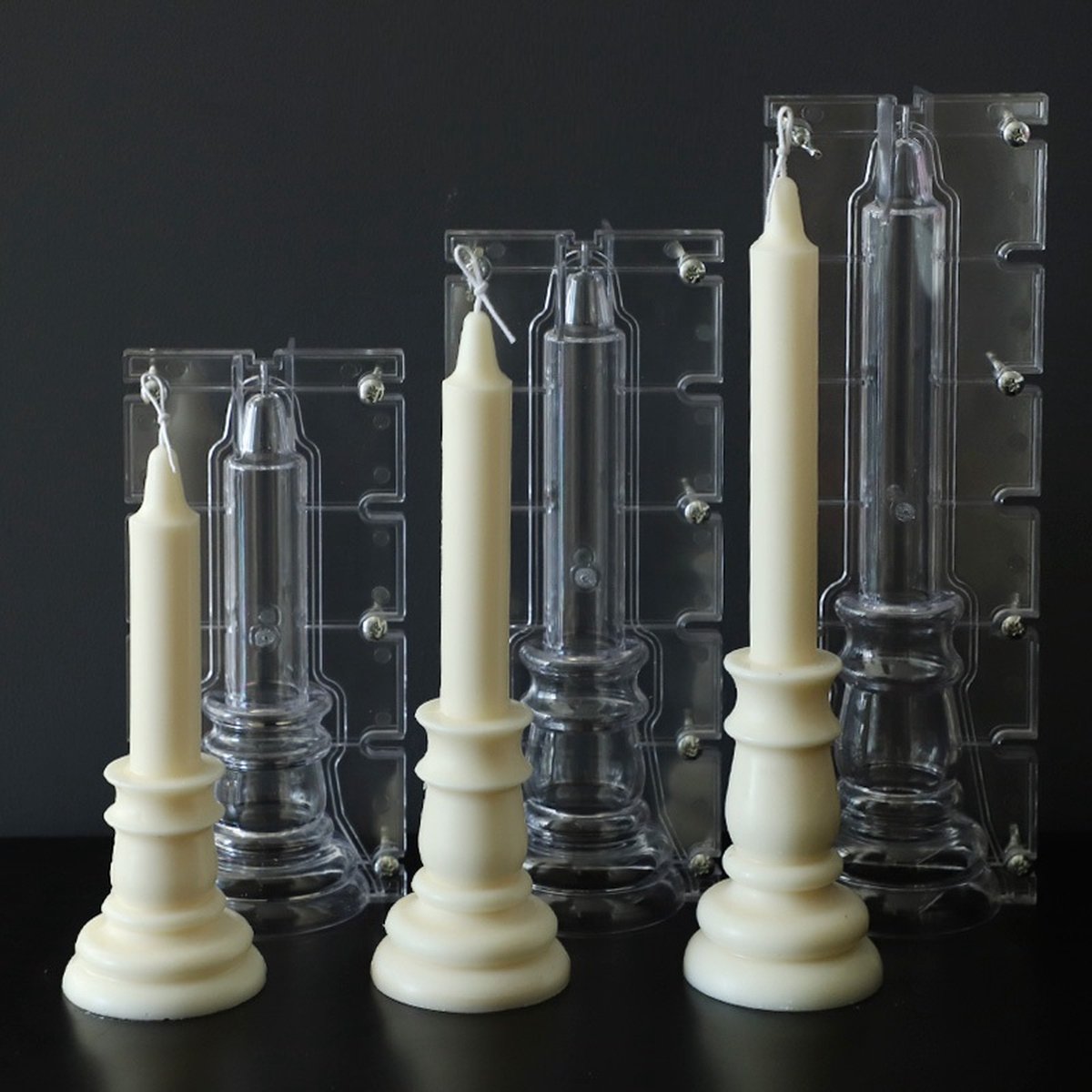 Vente d'accessoires pince mèche pour la création de bougies moulées coulées.