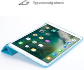 Tablet Hoes geschikt voor iPad 2016 - Pro - 9.7 inch - Smart Cover - A1673 - A1674 - A1675 - Lichtblauw