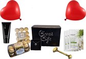 GreatGift® - Luxe Geschenkset voor haar - Cadeau pakket voor vrouwen - Valentijn - Moederdag - Gezichtsmaskers - Kaarsen - Ferrero Rocher - In Luxe Magneetbox