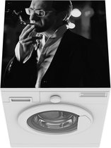 Wasmachine beschermer mat - Man die een sigaret rookt - Breedte 60 cm x hoogte 60 cm