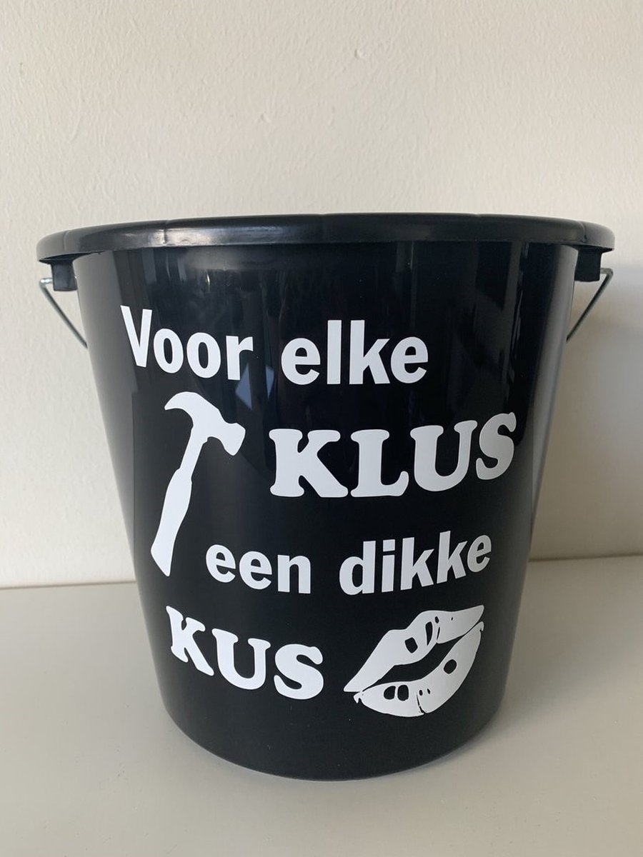 Goedkoopste Emmer voor elke klus een dikke kus. Huishoudemmer zwart 5 liter. Vaderdag verjaardag
