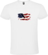 Wit  T shirt met  print van "Wapperende Amerikaanse vlag "   size XXXL