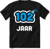 102 Jaar Feest kado T-Shirt Heren / Dames - Perfect Verjaardag Cadeau Shirt - Wit / Blauw - Maat 3XL