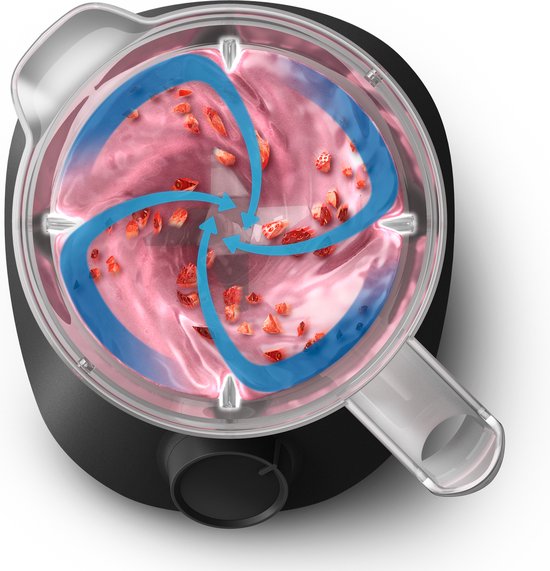Bovenaanzicht van een blender die een roze smoothie met aardbeien mixt, met blauwe mengcirculatiepijlen.