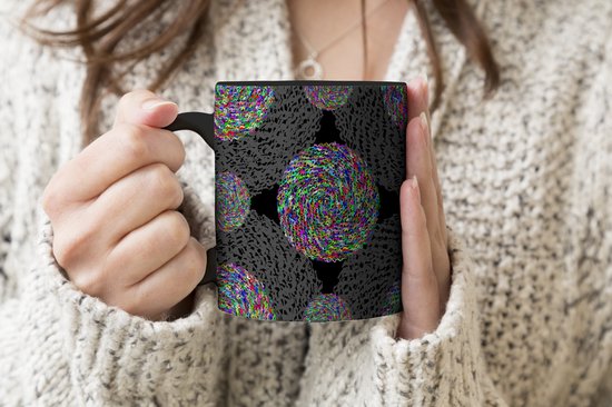Magische Mok - Foto op Warmte Mokken - Koffiemok - Regenboog - Design - Cirkel - Patronen - Magic Mok - Beker - 350 ML - Theemok