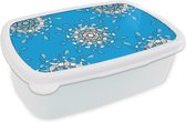 Broodtrommel Wit - Lunchbox - Brooddoos - Bloemen - Sneeuwvlok - Design - Winter - 18x12x6 cm - Volwassenen