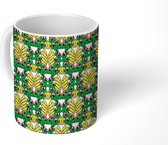 Mok - Koffiemok - Kerstkrans - Bladeren - Patronen - Kerst - Mokken - 350 ML - Beker - Koffiemokken - Theemok