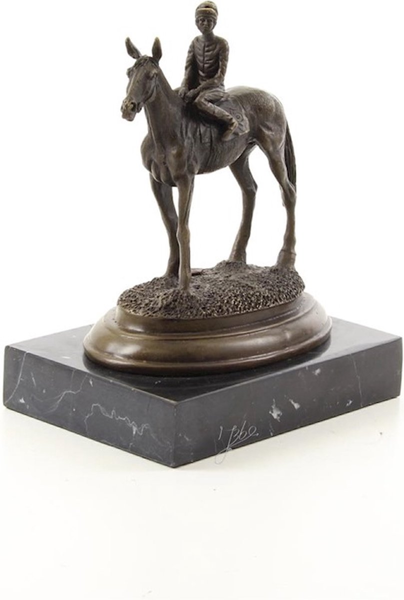BRONZEN BEELD VAN EEN PAARD EN RUITER