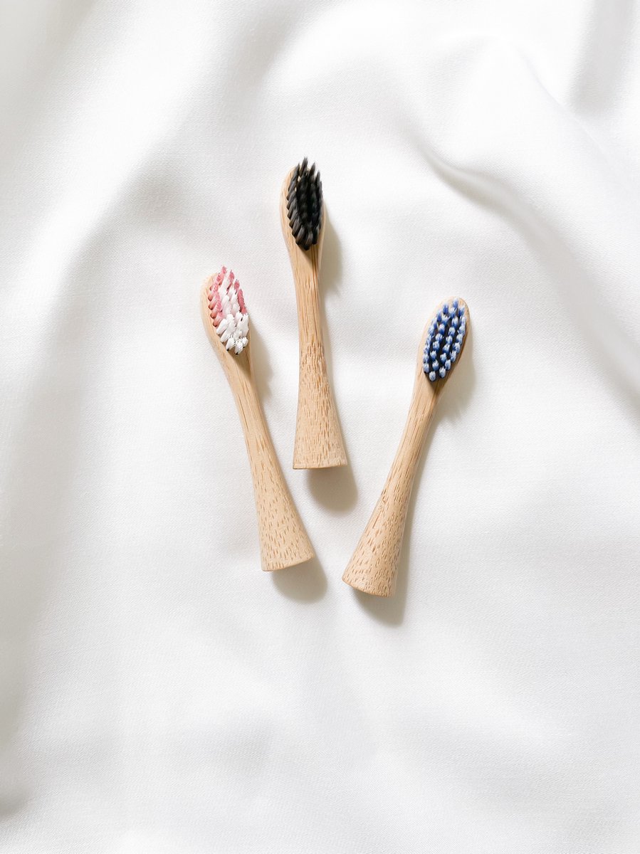 BambooBrush Elektrische Bamboe Tandenborstel met 3 Opzetstukjes - afbeelding 2