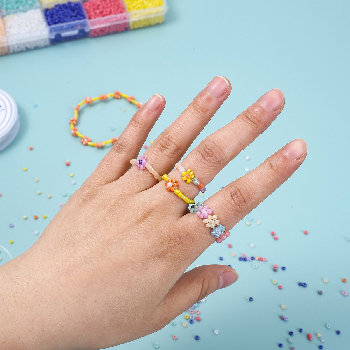 Behave 15000 Glaskralen Set - DIY Sieraden maken - Kralen Set - Rocailles - Rijgdraad - 15 Pastel Kleuren - 2mm — afbeelding 3