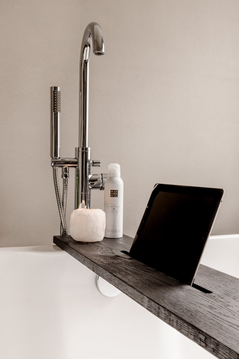 Creavit Aloni Solid Surface Badplank Mat Zwart 70×20×70 cm Creavit Aloni Solid Surface Badplank Mat Zwart 70×20×70 cm