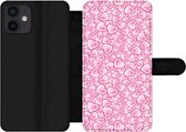 Bookcase Geschikt voor iPhone 12 telefoonhoesje - Meiden - Hartjes - Roze - Patronen - Girl - Kindje - Kinderen - Met vakjes - Wallet case met magneetsluiting