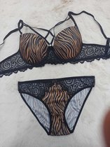 Lingerie- 2-delig set - Voorgevormde beugel-bh set - Push-up beha set - Uitdagende ondergoed set - Zebraprint bruin- Maat 85B