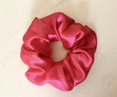 Scrunchie XL - haarwokkel - fel roze satijn - pink - handmade