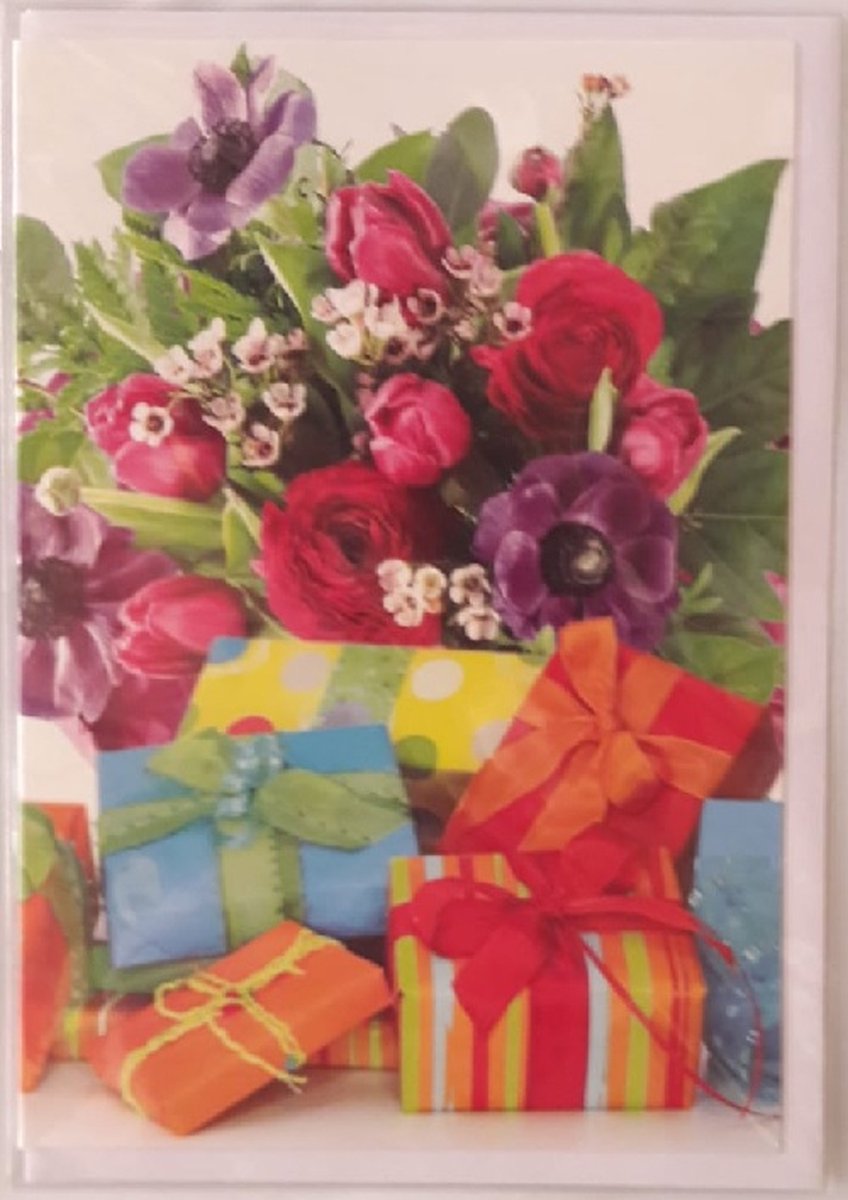 Een bijzondere en prachtige blanco wenskaart! Een geweldige kleurrijke bos bloemen met ingepakte cadeautjes op de voorgrond ingepakt in allerlei kleuren papier. Een dubbele wenskaart inclusief envelop en in folie verpakt.
