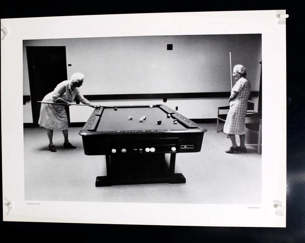 Catch Projecten Poster - Pool Players - Abigail Heyman - Zwart/Wit - Jaren 80 - 45x61 cm Multicolor